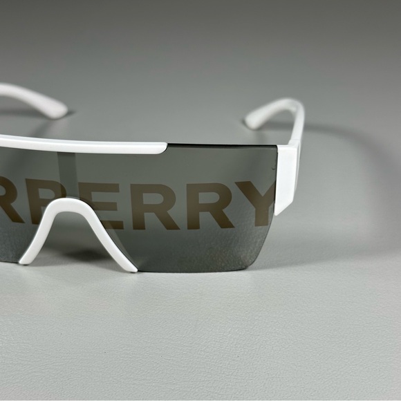 [SOLD] BURBERRY B 4291 3007/H 140 2N Rectangle Shield Sunglasses - Picture 3 of 11